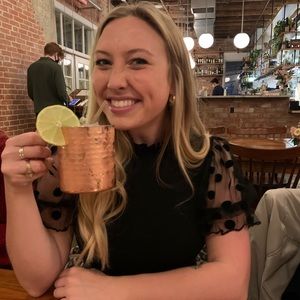 Meet your Posher, Caroline